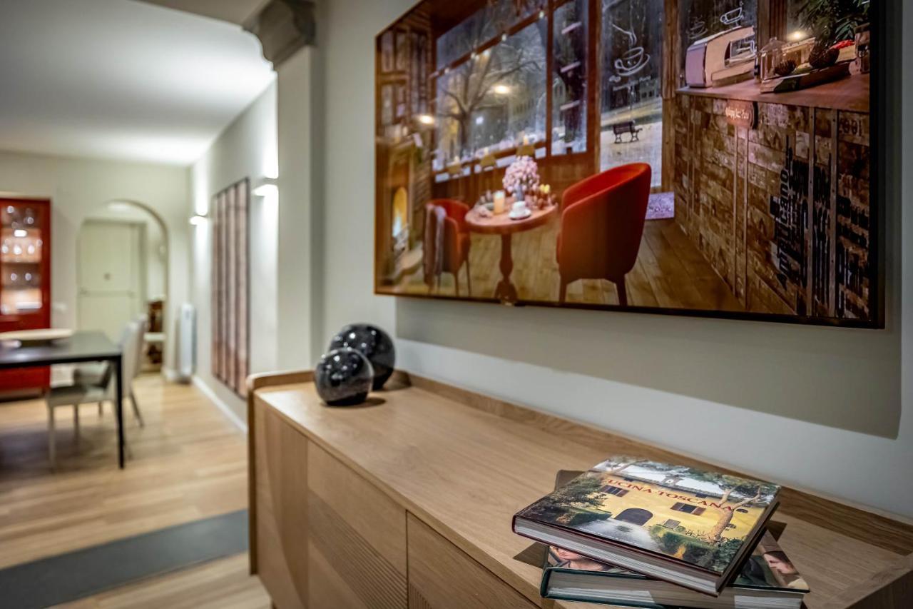 דירות פירנצה Yid Penthouse In Santa Croce מראה חיצוני תמונה