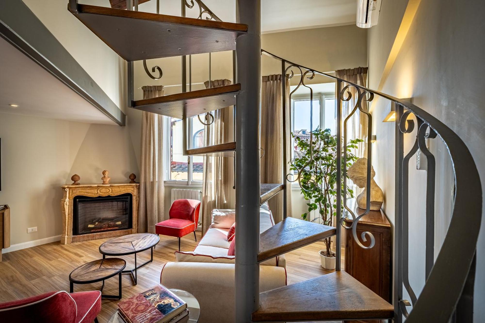 דירות פירנצה Yid Penthouse In Santa Croce מראה חיצוני תמונה